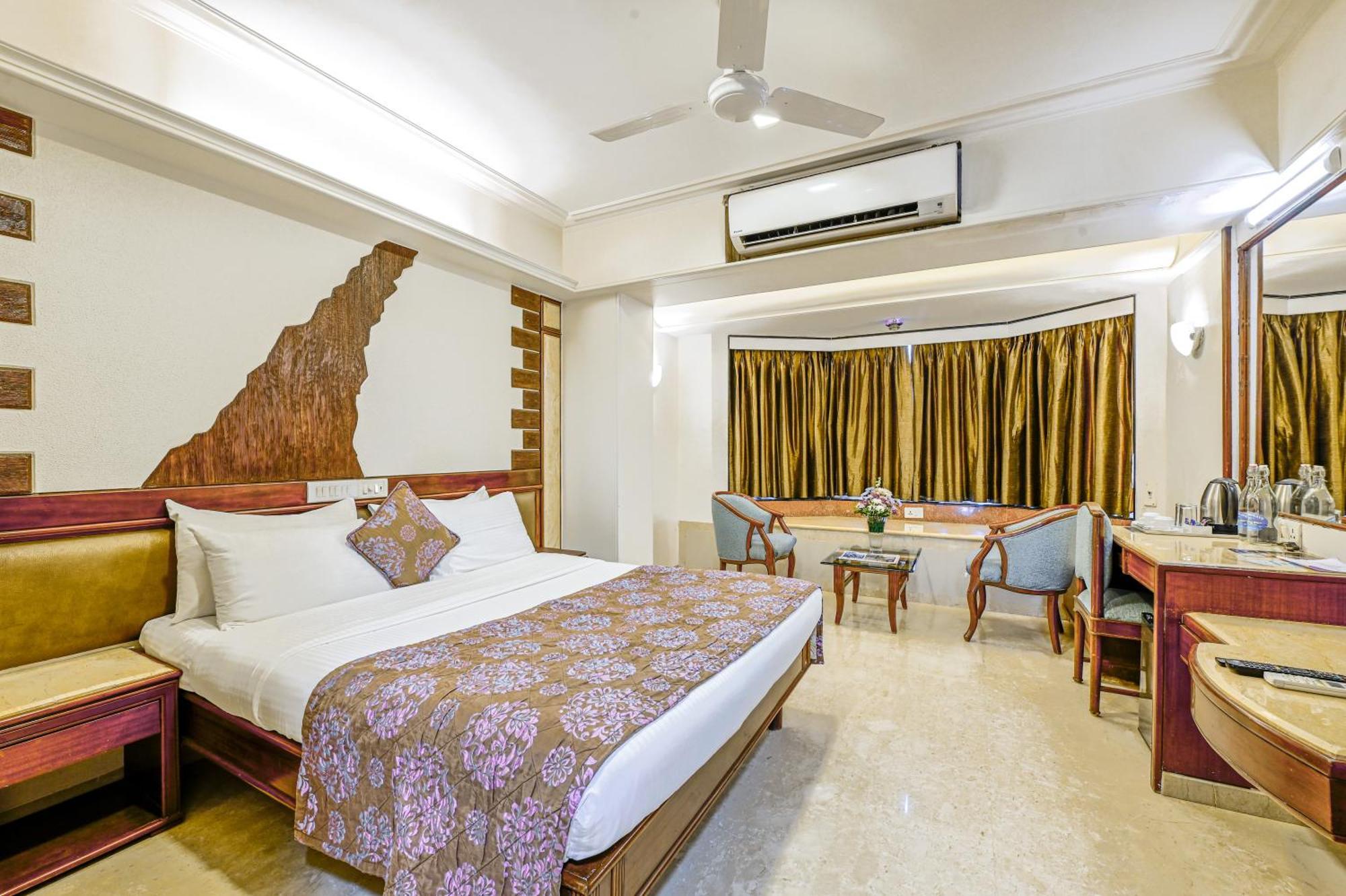 Regal Enclave Hotel Mumbai Ngoại thất bức ảnh